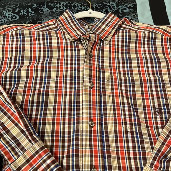 Ariat Pro Series Long Sleeve Button Down, very nice, size small - Picture 3 of 8